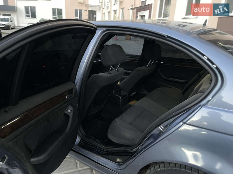Седан BMW 3 Series 1999 в Ровно
