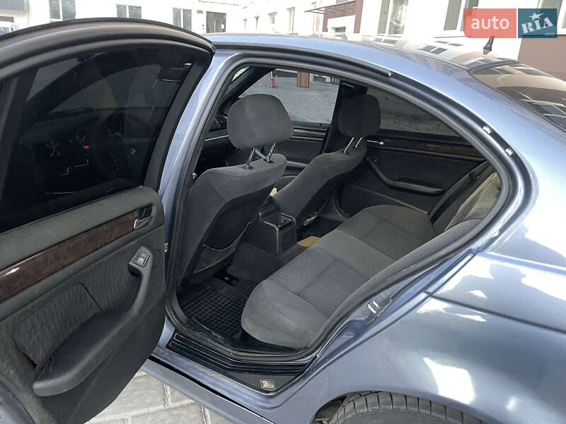 Седан BMW 3 Series 1999 в Ровно