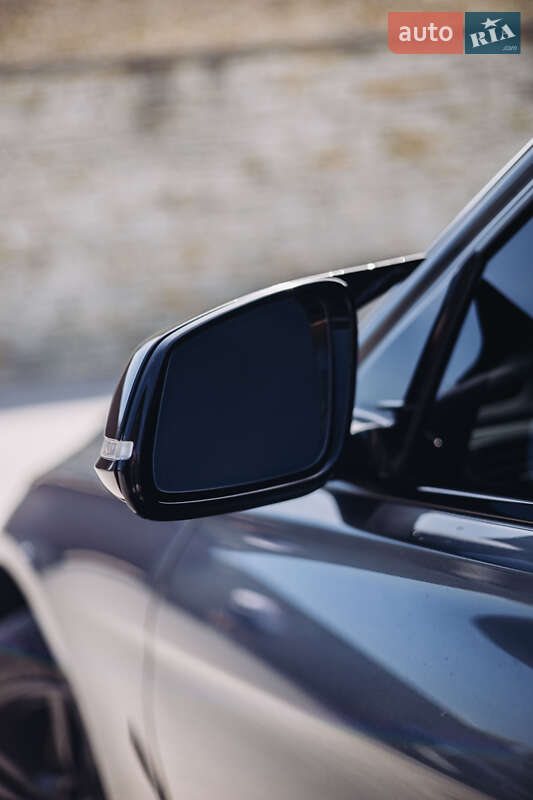 Седан BMW 3 Series 2017 в Виннице