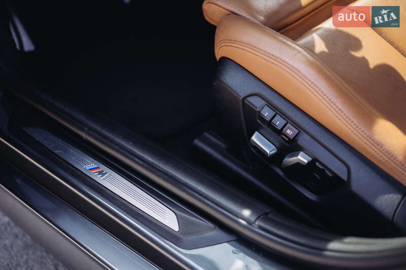 Седан BMW 3 Series 2017 в Виннице