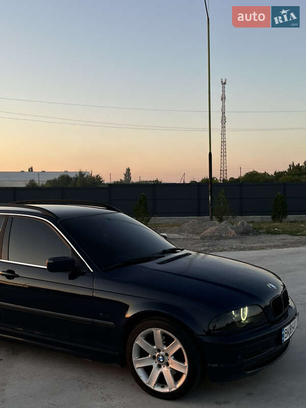 Универсал BMW 3 Series 2001 в Новом Буге фото 12 Универсал BMW 3 Series 2001 в Новом Буге