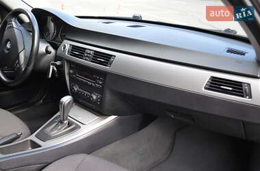 Седан BMW 3 Series 2005 в 