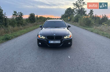 Універсал BMW 3 Series 2009 в  фото 41 Універсал BMW 3 Series 2009 в