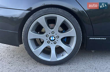 Універсал BMW 3 Series 2009 в  фото 31 Універсал BMW 3 Series 2009 в
