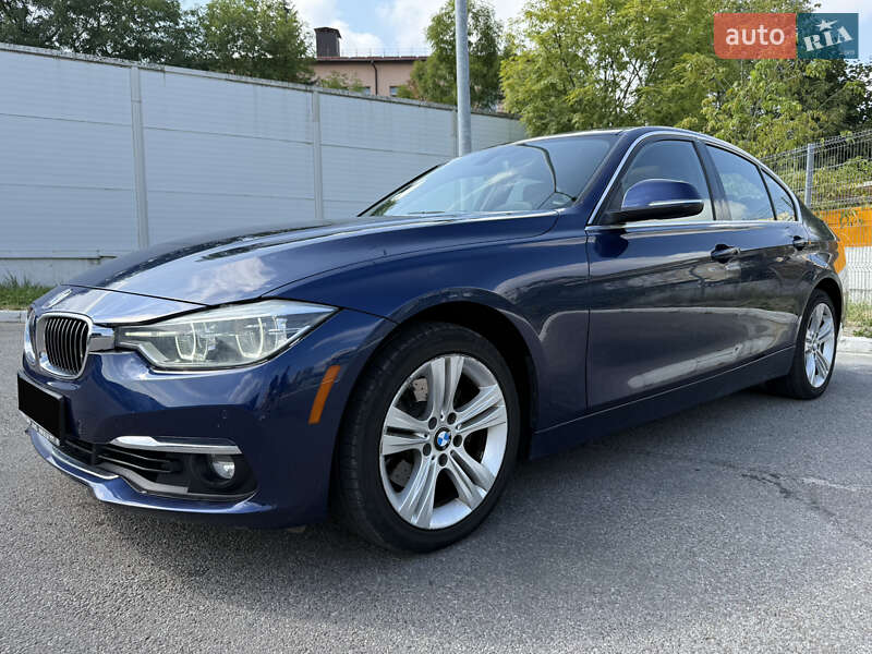 Седан BMW 3 Series 2015 в Львові