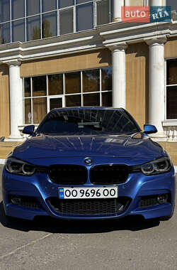 Седан BMW 3 Series 2017 в Одессе