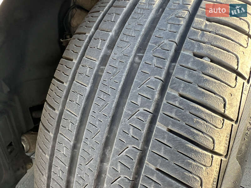 Седан BMW 3 Series 2014 в Ровно