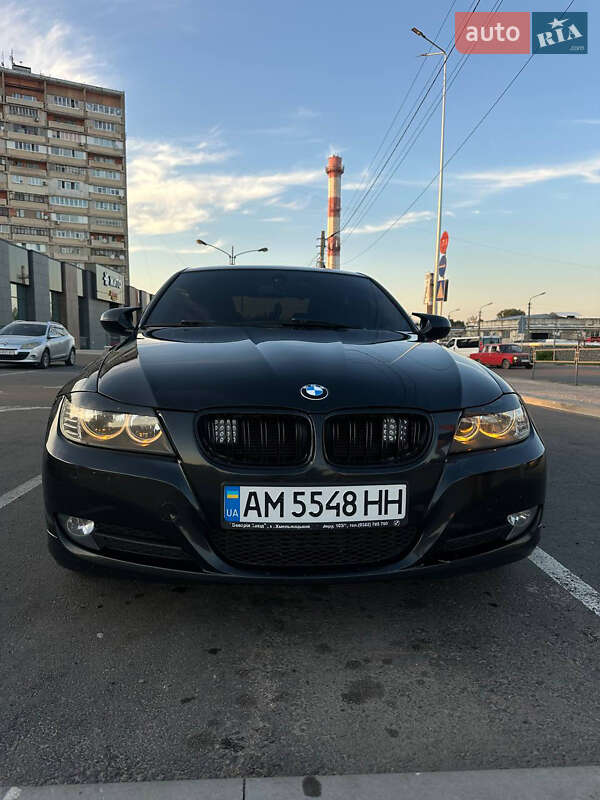 Седан BMW 3 Series 2009 в Житомире