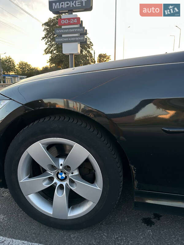 Седан BMW 3 Series 2009 в Житомире