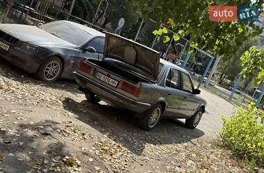 Седан BMW 3 Series 1987 в Дніпрі
