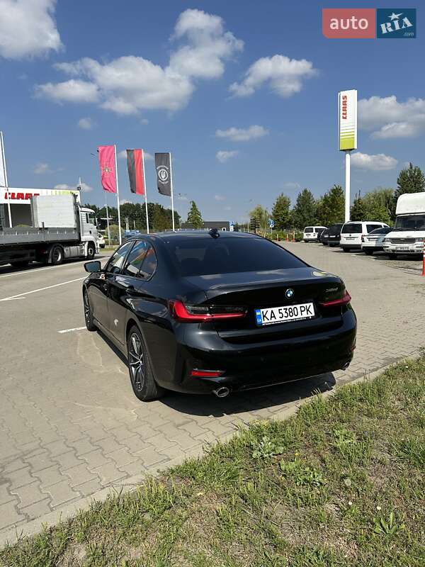 Седан BMW 3 Series 2022 в Києві