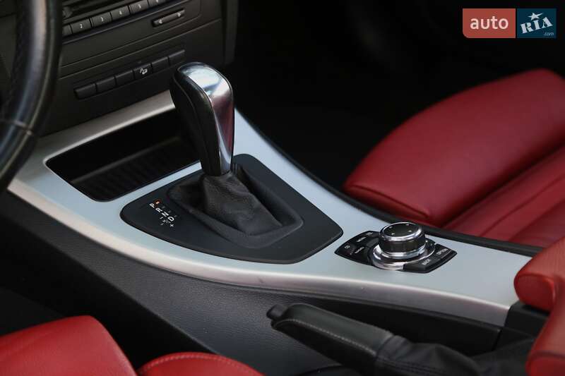 Купе BMW 3 Series 2010 в Киеве