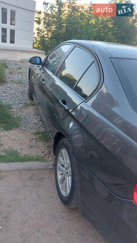 Седан BMW 3 Series 2006 в Чернівцях фото 2 Седан BMW 3 Series 2006 в Чернівцях