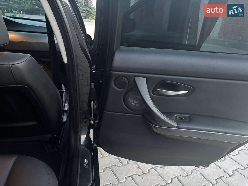 Универсал BMW 3 Series 2009 в Тернополе