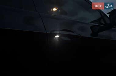 Універсал BMW 3 Series 2009 в  фото 14 Універсал BMW 3 Series 2009 в