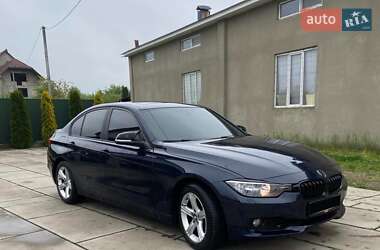 Седан BMW 3 Series 2014 в Хусте