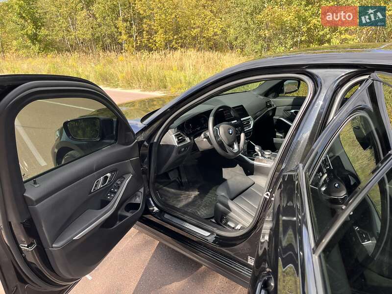 Седан BMW 3 Series 2020 в Киеве фото 39 Седан BMW 3 Series 2020 в Киеве