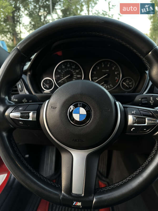 Седан BMW 3 Series 2015 в Кропивницком