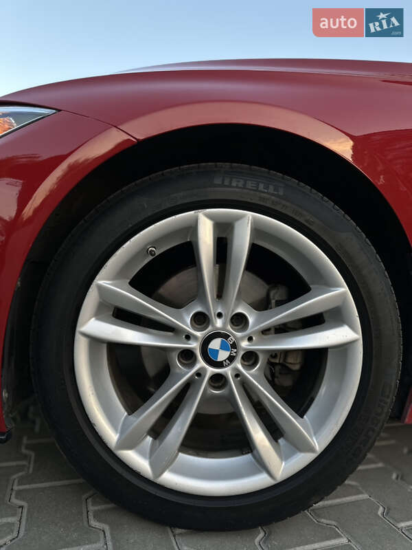 Седан BMW 3 Series 2015 в Кропивницком