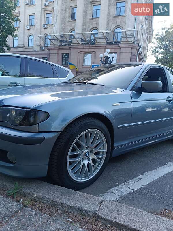 Седан BMW 3 Series 1998 в Николаеве
