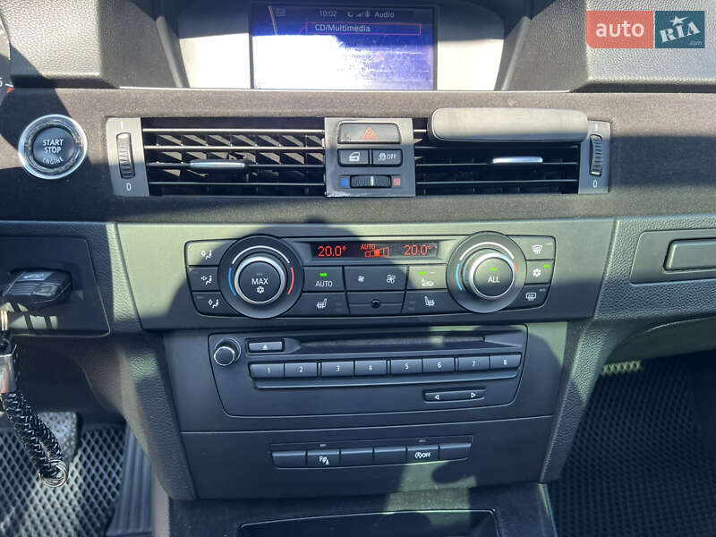 Універсал BMW 3 Series 2011 в Золочеві