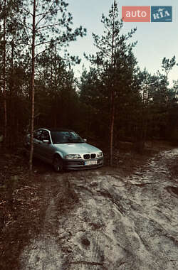 Седан BMW 3 Series 2000 в Глинне