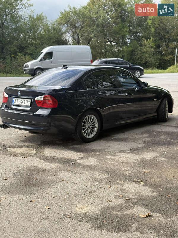 Седан BMW 3 Series 2006 в Ивано-Франковске