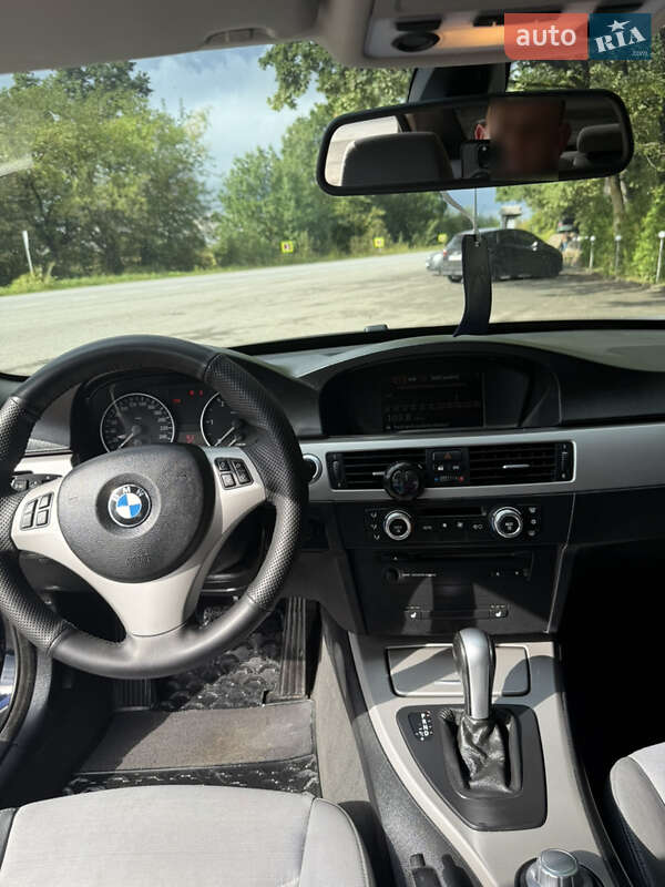 Седан BMW 3 Series 2006 в Ивано-Франковске