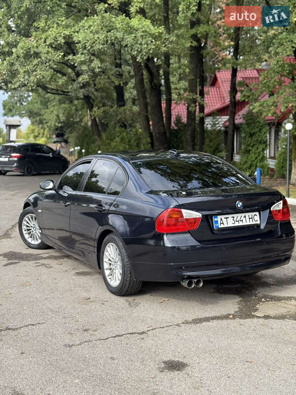 Седан BMW 3 Series 2006 в Ивано-Франковске