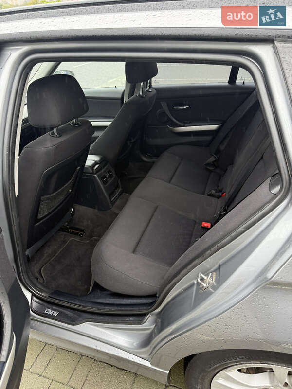 Универсал BMW 3 Series 2010 в Хмельницком