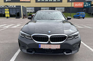 Седан BMW 3 Series 2019 в Рівному