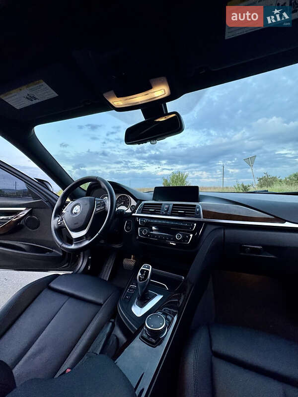 Седан BMW 3 Series 2016 в Золочеве фото 13 Седан BMW 3 Series 2016 в Золочеве