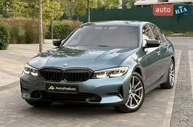 Седан BMW 3 Series 2019 в Киеве