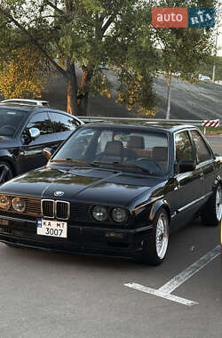 Купе BMW 3 Series 1985 в Киеве