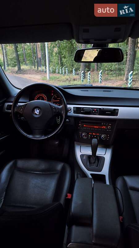 Седан BMW 3 Series 2010 в Києві