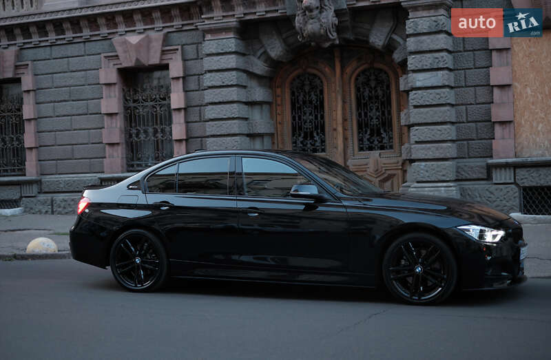 Седан BMW 3 Series 2018 в Одессе фото 2 Седан BMW 3 Series 2018 в Одессе