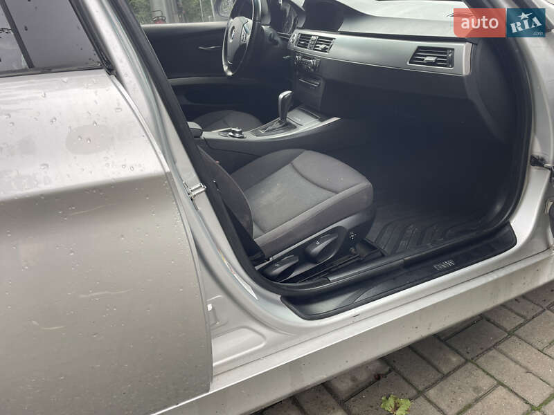 Универсал BMW 3 Series 2008 в Ужгороде фото 8 Универсал BMW 3 Series 2008 в Ужгороде