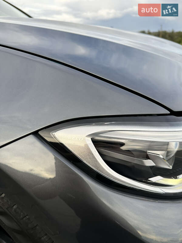 Седан BMW 3 Series 2019 в Черновцах