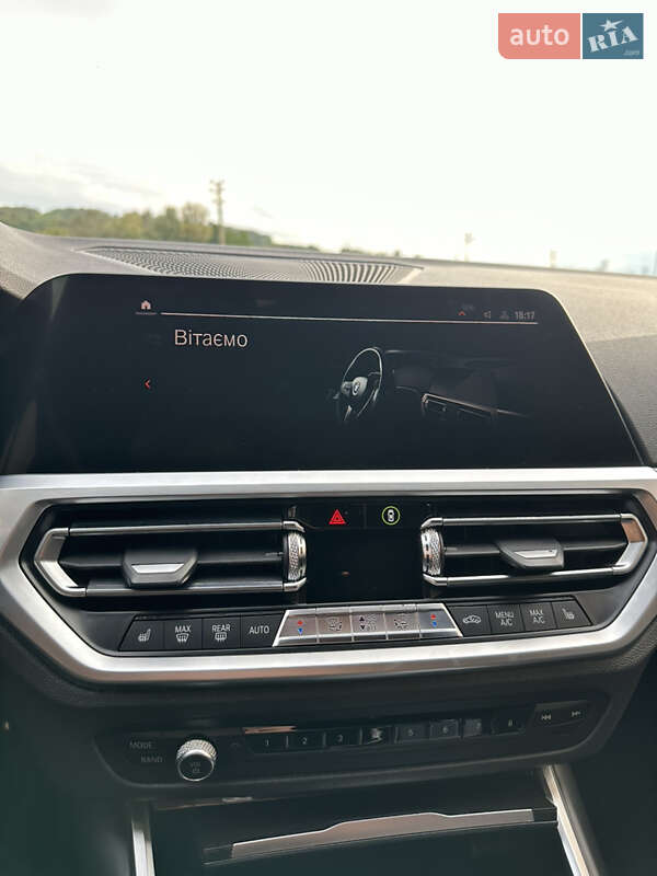 Седан BMW 3 Series 2019 в Черновцах