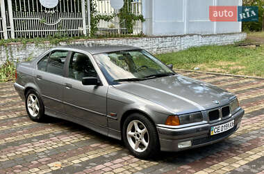 Седан BMW 3 Series 1995 в Чернівцях