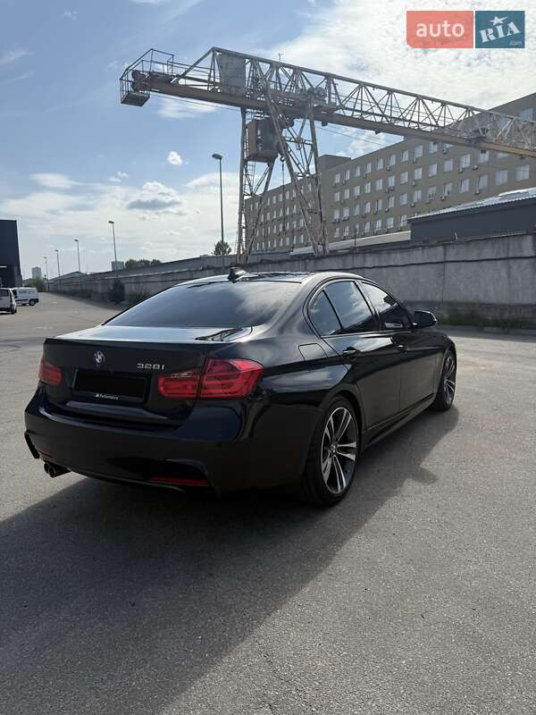 Седан BMW 3 Series 2014 в Киеве фото 5 Седан BMW 3 Series 2014 в Киеве