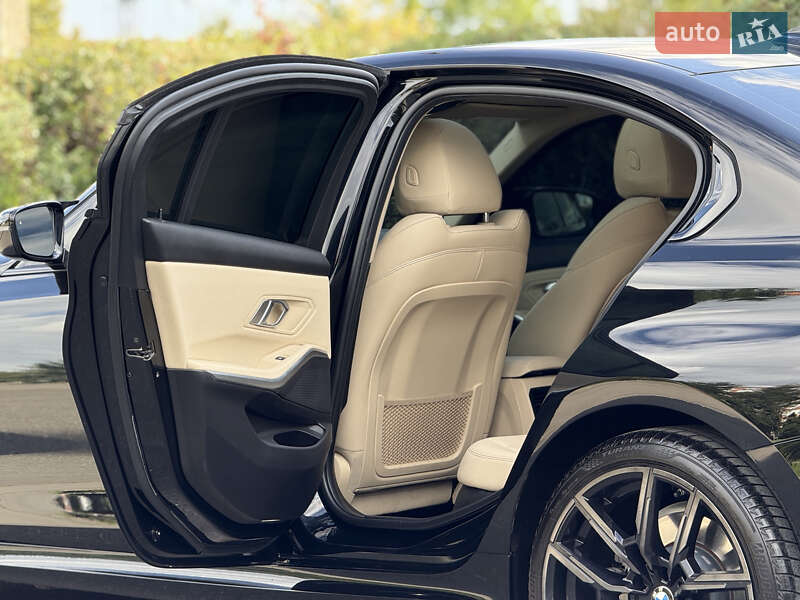 Седан BMW 3 Series 2019 в Тернополе фото 29 Седан BMW 3 Series 2019 в Тернополе
