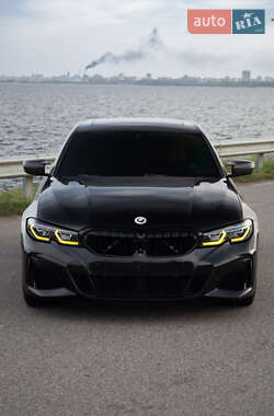 Седан BMW 3 Series 2019 в Черкасах