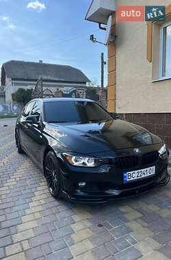 Седан BMW 3 Series 2013 в Бучачі