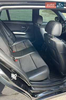 Универсал BMW 3 Series 2010 в Захарьевке