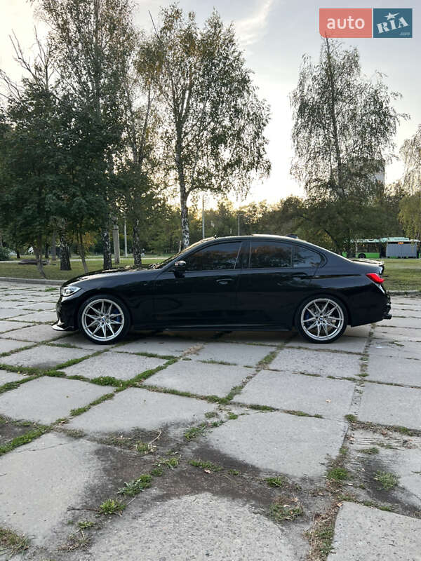 Седан BMW 3 Series 2020 в Харкові