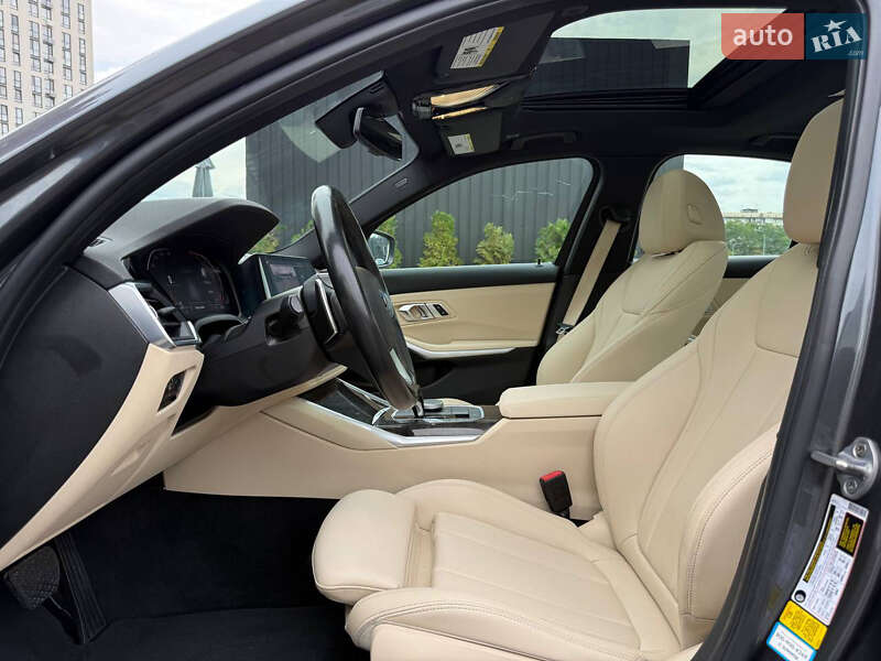 Седан BMW 3 Series 2019 в Киеве