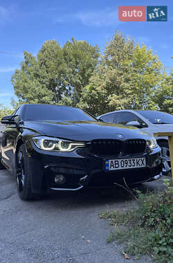 Седан BMW 3 Series 2015 в Виннице