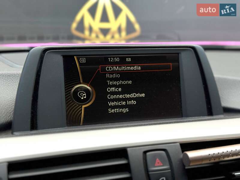 Седан BMW 3 Series 2014 в Києві