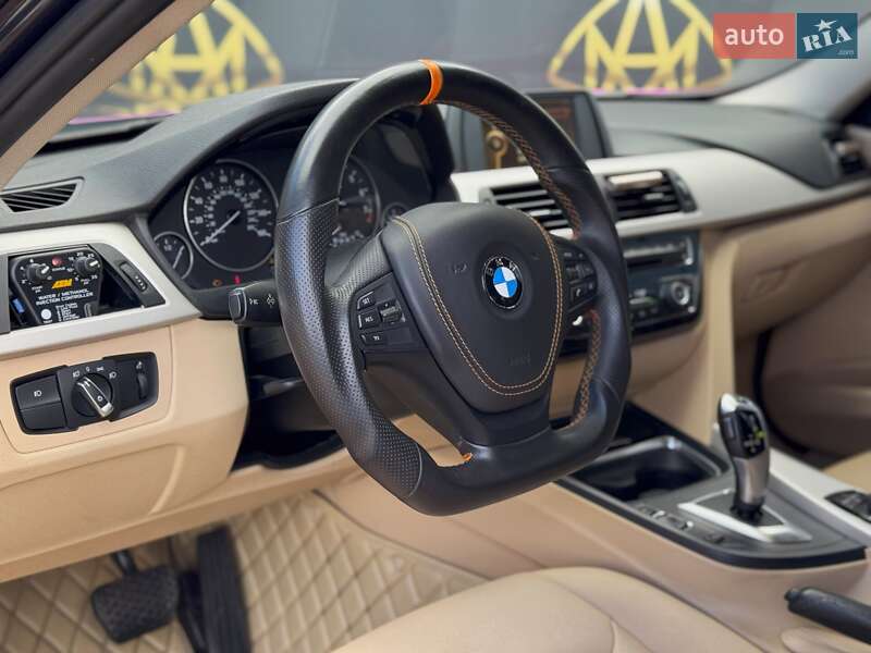 Седан BMW 3 Series 2014 в Києві